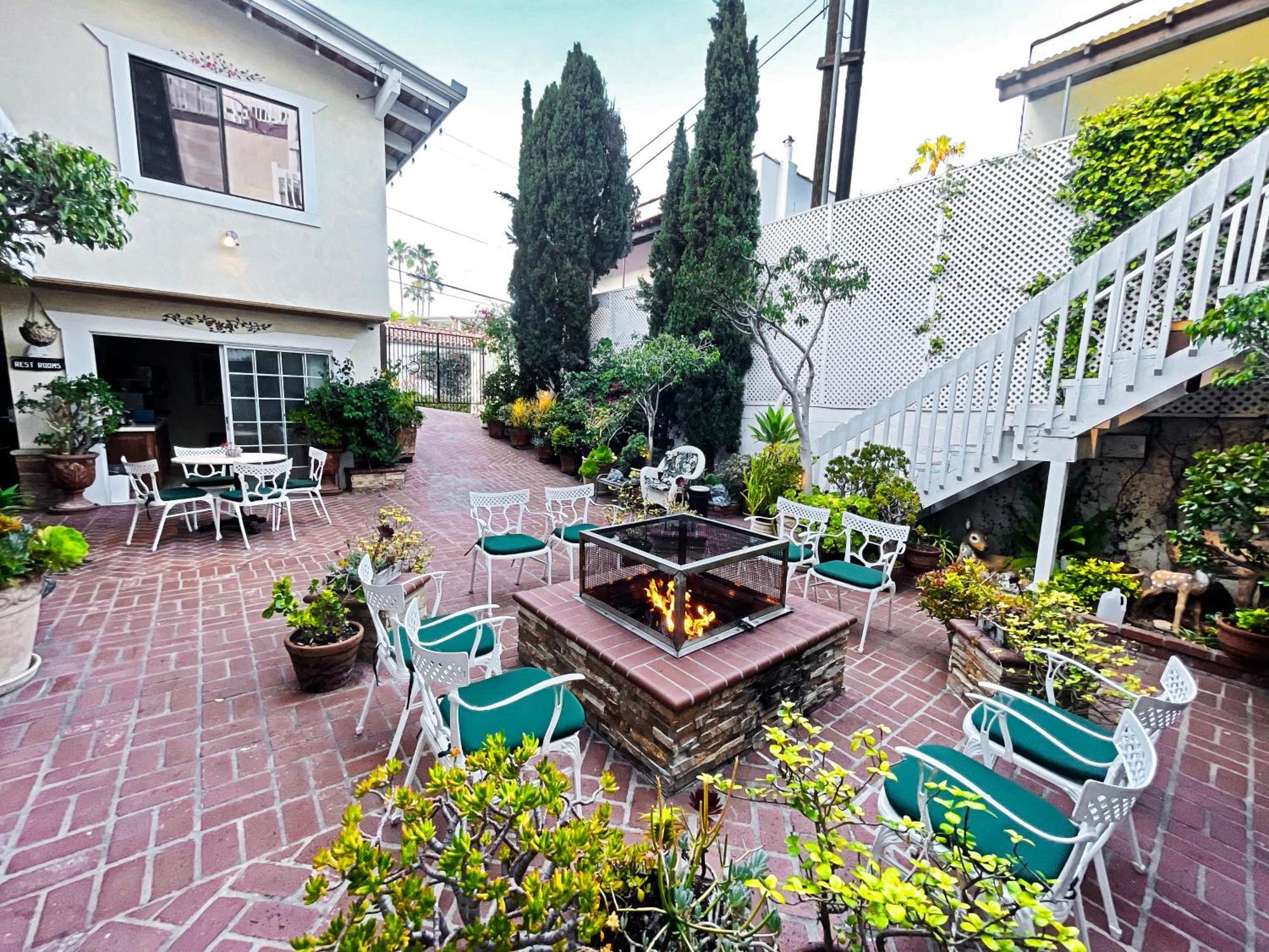 Catalina Courtyard Suites Avalon Exterior foto